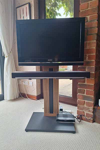 black tv stand with soundbar bracket FITUEYES ZEN Series
